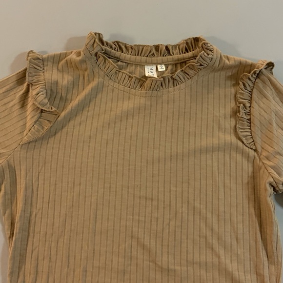 Hayden LA Ruffled Women’s Blouse - Picture 3 of 4